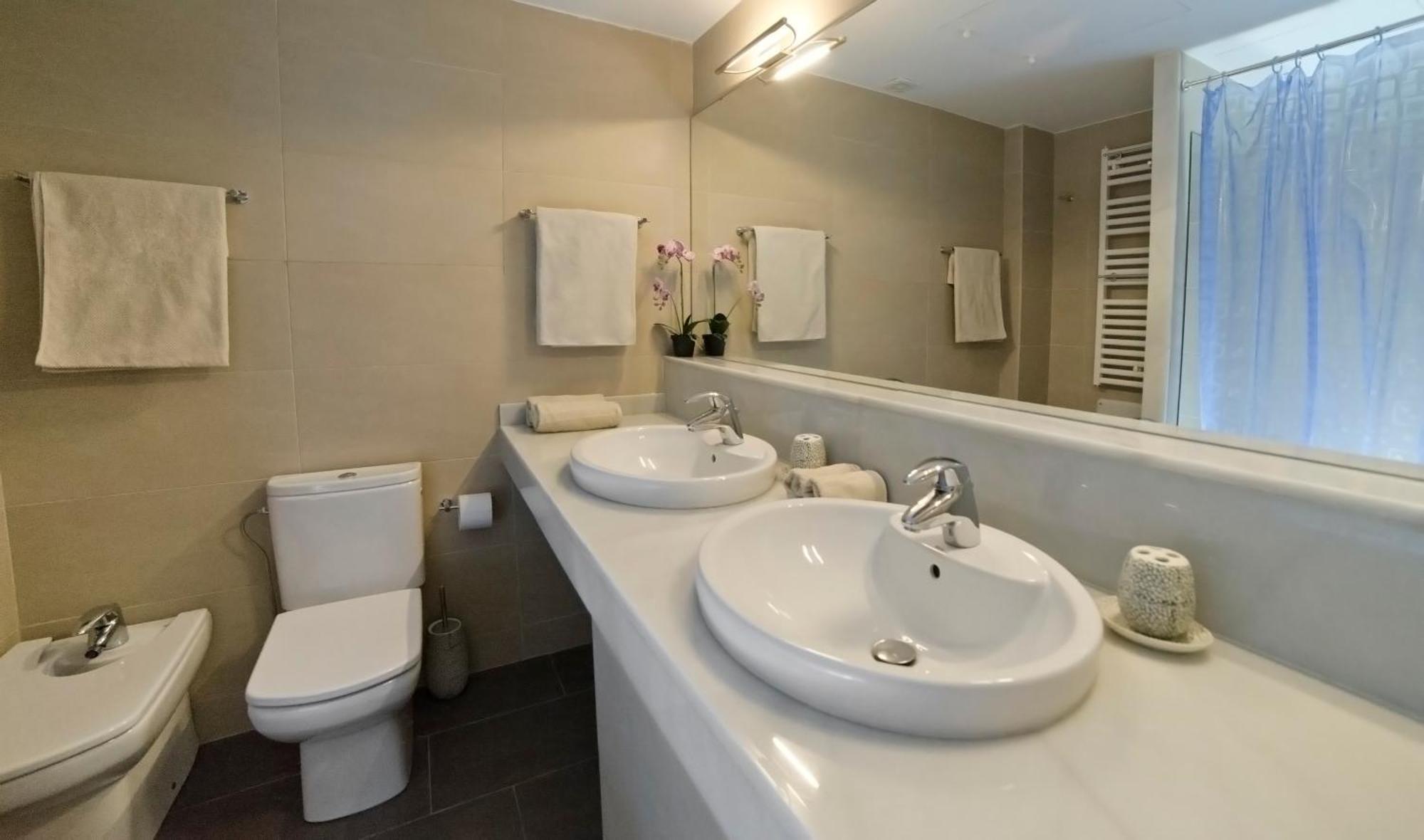 Duplex Moderno 3 Hab Parking, Vistas Al Mar Y Terraza Apartment Sitges Luaran gambar
