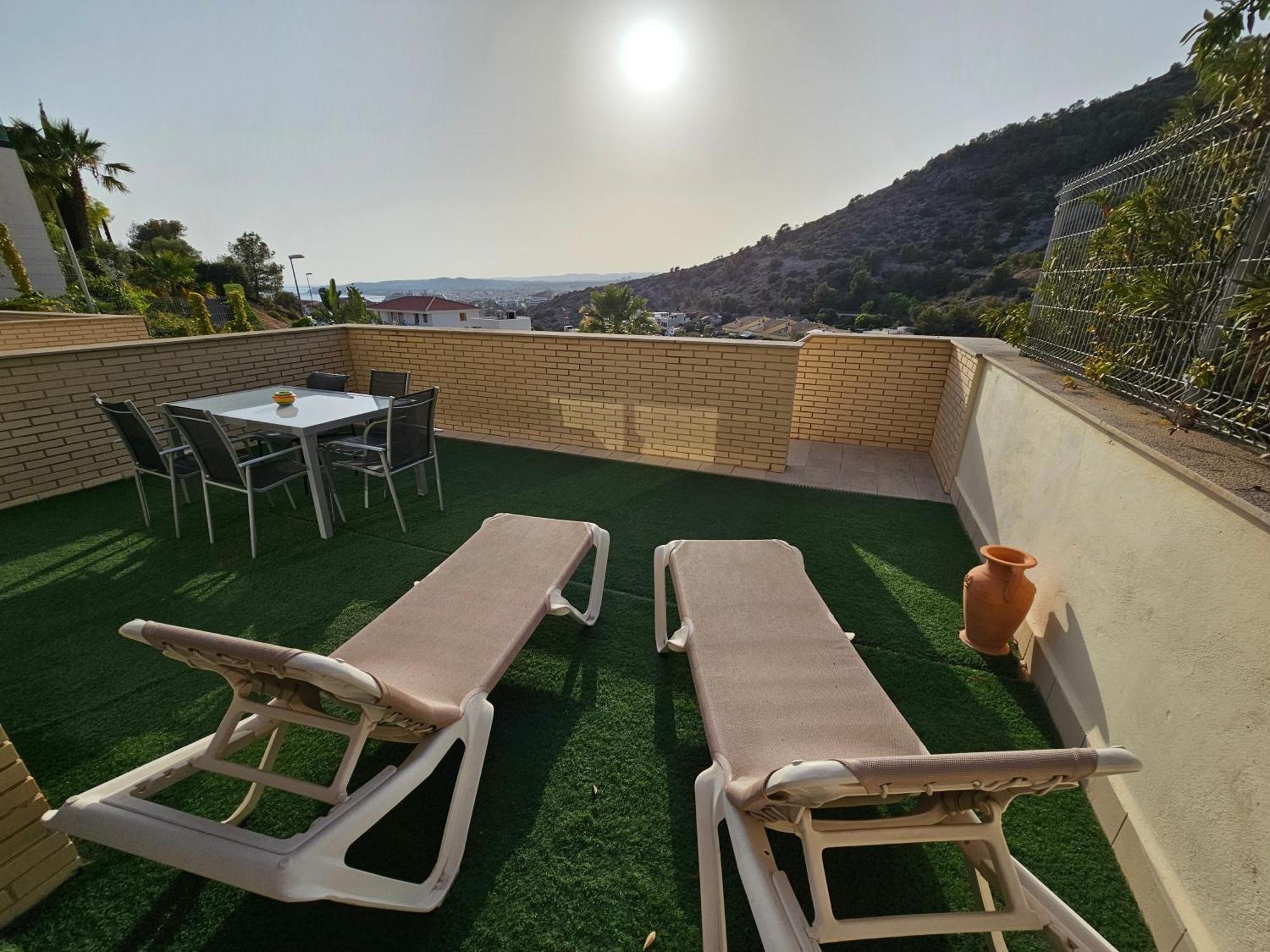 Duplex Moderno 3 Hab Parking, Vistas Al Mar Y Terraza Apartment Sitges Luaran gambar